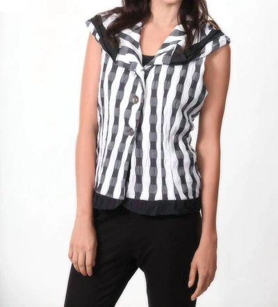 Angel Checkerboard Ruffled Vest In Black/white