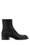 ALEXANDER MCQUEEN ALEXANDER MCQUEEN MAN BLACK LEATHER STACK ANKLE BOOTS