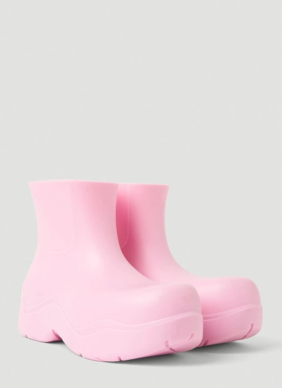 Bottega Veneta Men Puddle Boots In Pink