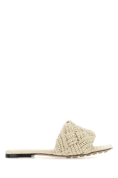 Bottega Veneta Lido Intrecciato-woven Raffia Heeled Sandals In White