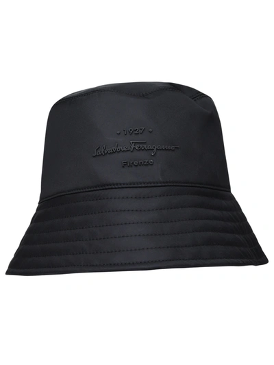 Ferragamo Cappello In Black