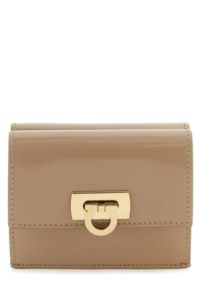 Ferragamo Patent Leather Wallet In Brown