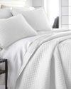 SOUTH SHORE LINENS SOUTH SHORE LINENS OVERSIZED GEOMETRIC EASY CARE QUILT SET