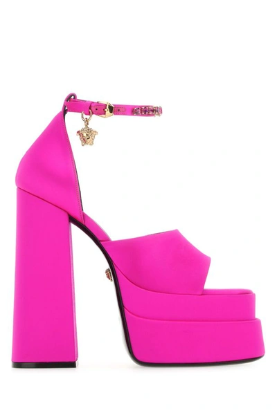 Versace Medusa Aevitas Platform Sandals In Pink