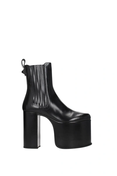 Valentino Garavani Ankle Leather Boots In Black