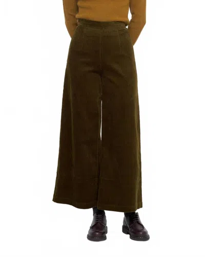 7115 By Szeki Classic Wide Leg Trouser In Dark Kelp In Green