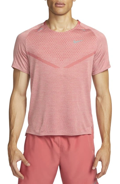 Nike Men's Techknit Dri-fit Adv Short-sleeve Running Top In Red