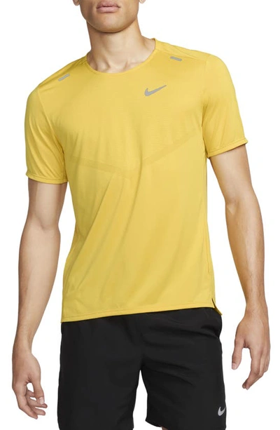 Nike Men's Rise 365 Dri-fit Short-sleeve Running Top In Yellow