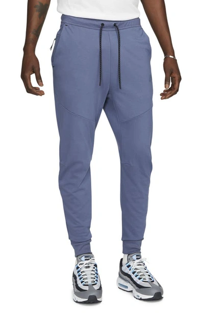 Nike Men's  Sportswear Tech Fleece Lightweight Slim-fit Jogger Sweatpants In Blue