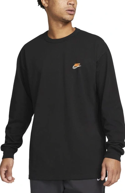 Nike Sportswear Men's Long-Sleeve Max90 T-Shirt.