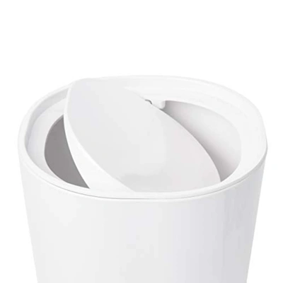 Umbra Step Trash Can With Lid In White