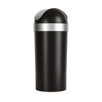 Umbra Venti 16.5-gallon Swing Top Kitchen Trash Can In Black