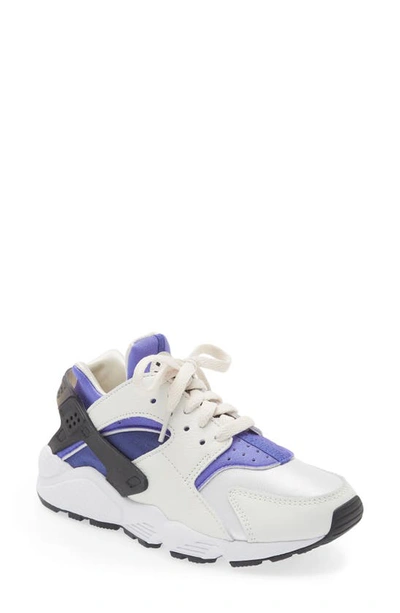 Nike Air Huarache Sneaker In White/ Black/ Lapis/ Blue