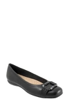 Trotters Sizzle Signature Flat In Black/ Black