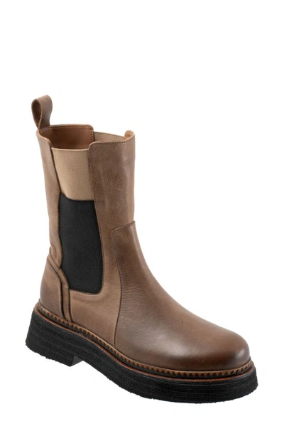 Bueno Gizelle Boot In Taupe