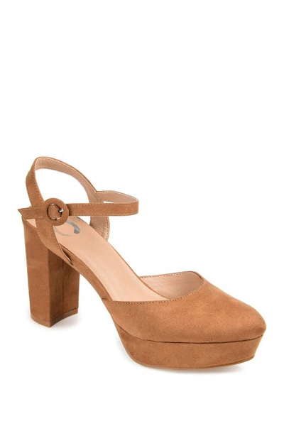 Journee Collection Roslynn Platform Pump -wide Width In Tan