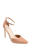 Journee Collection Miriem Pump In Mocha