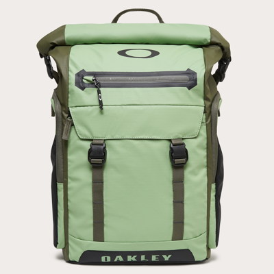 Oakley Road Trip Terrain 25l Rc Pack In New Jade