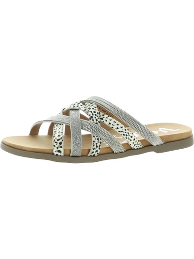Very G Giselle Womens Faux Leather Animal Print Flat Sandals In White