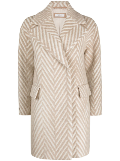 Peserico Single-breasted Herringbone-patterned Coat In Beige