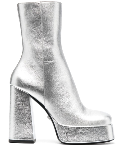 Versace Aevitas 170mm Metallic-effect Boots In Silber