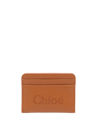 Chloé Logo-embroidered Leather Cardholder In Brown
