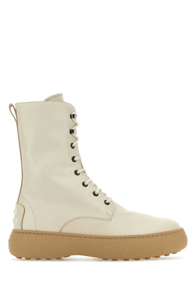 Tod's Woman Ivory Leather W. G. Ankle Boots In White