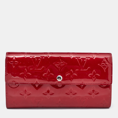 Pre-owned Louis Vuitton Pomme D'amour Monogram Vernis Sarah Wallet In Red