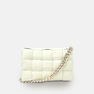 Apatchy London Ecru Padded Woven Leather Crossbody Bag With Gold Chain Strap In White