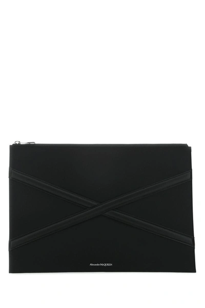 Alexander Mcqueen Beauty Case. In Black