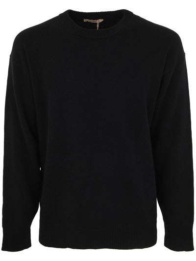 Nuur Comfort Fit Long Sleeves Crew Neck Sweater In Black