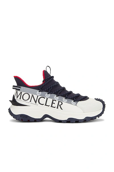 Moncler Trailgrip Lite 2 Panelled Shell Low-top Trainers In White,grey