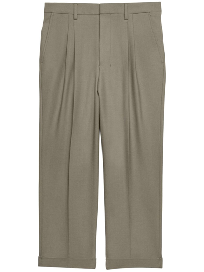 Ami Alexandre Mattiussi Box-pleated Cropped Trousers In Smoke Grey