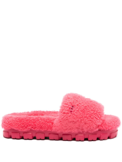 Ugg Maxi Curly Scuffeta Shearling Slides In Fuchsia