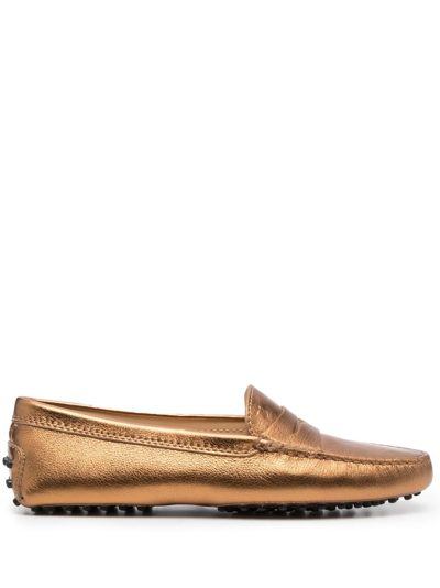 Tod's Metallic-finish Leather Loafers In Gold