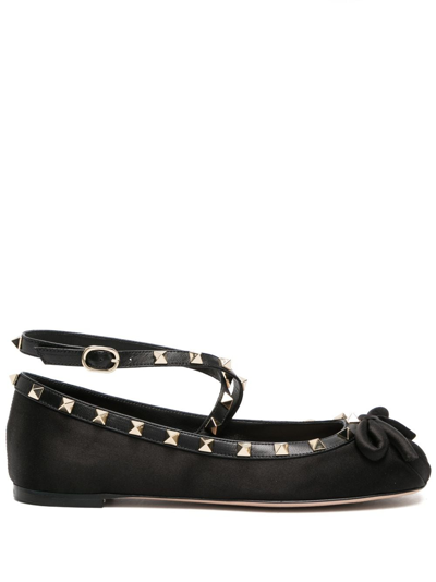 Valentino Garavani Rockstud Strappy Ballets In Black