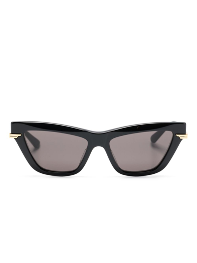 Bottega Veneta Cat Eye-frame Sunglasses In Black