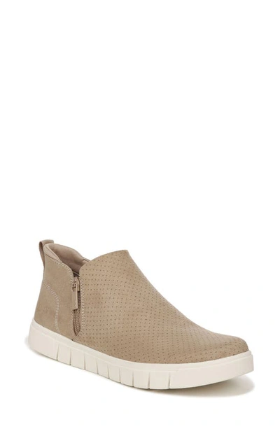 Ryka Hensley 2 Ankle Boot In Taupe