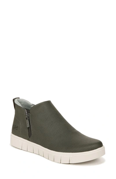 Ryka Hensley 2 Ankle Boot In Green Faux Leather