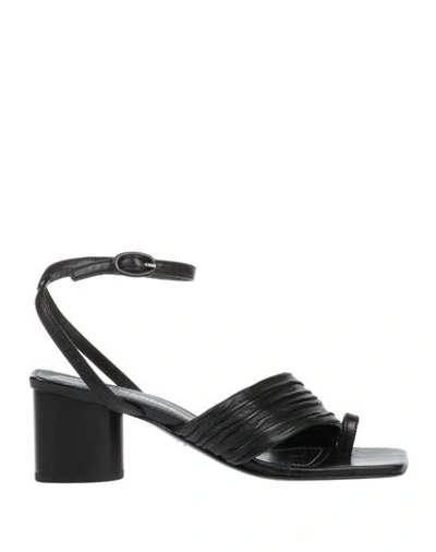 Halmanera Woman Toe Strap Sandals Black Size 11 Soft Leather