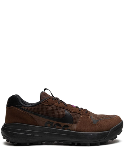 NIKE ACG LOWCATE "CACAO WOW" SNEAKERS