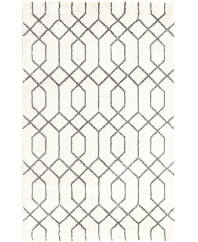 Marilyn Monroe Glam Trellis 3'3" X 5'3" Area Rug In White