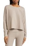 Beyond Yoga Featherweight Daydreamer Pullover In Birch Heather