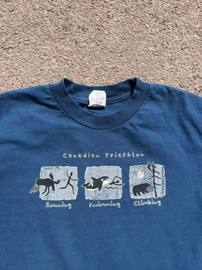 Pre-owned Humor X Vintage 00s Canadian Triathlon Adult Animal Nature Tee In Navy Blue