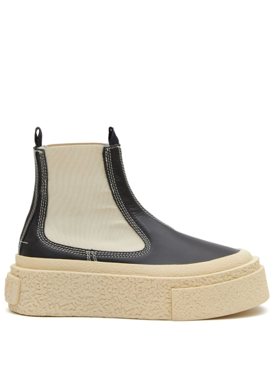 Mm6 Maison Margiela Round-toe Leather Ankle Boots In Black