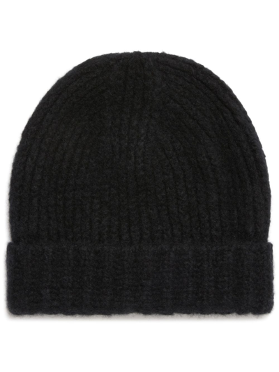 Alanui A Finest Knitted Beanie In Black