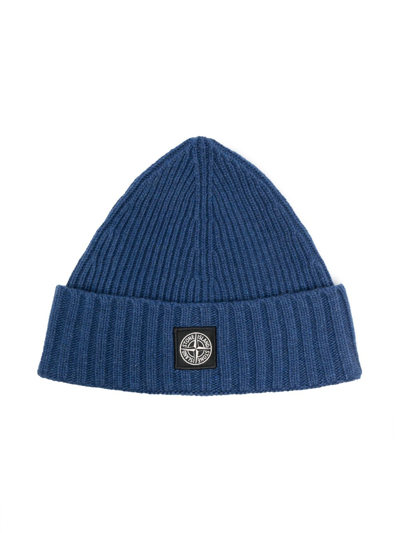 Stone Island Junior Kids' Ribbed-knit Logo-patch Beanie In Blue