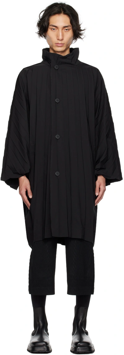Issey Miyake Black Edge Rain Coat In 15-black