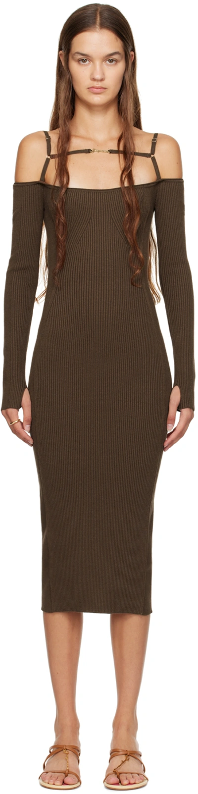 Jacquemus Sierra Off-the-shoulder Ribbed-knit Midi Dress In Brown