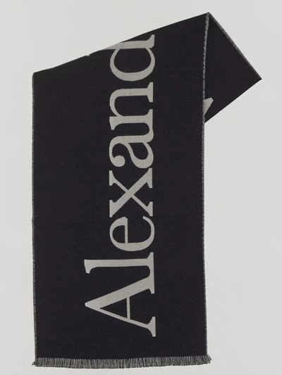 Alexander Mcqueen Classic Logo Scarf In Black/ivory